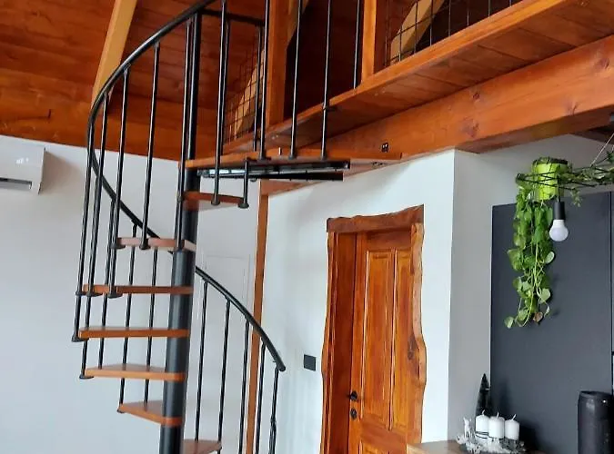 Hiska Oddiha - Prázdninový dům Sromlje