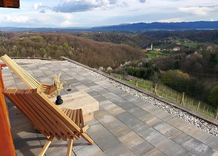 Počitniška hiša Hiska Oddiha - Sromlje